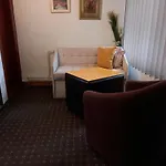 Prenociste Zan